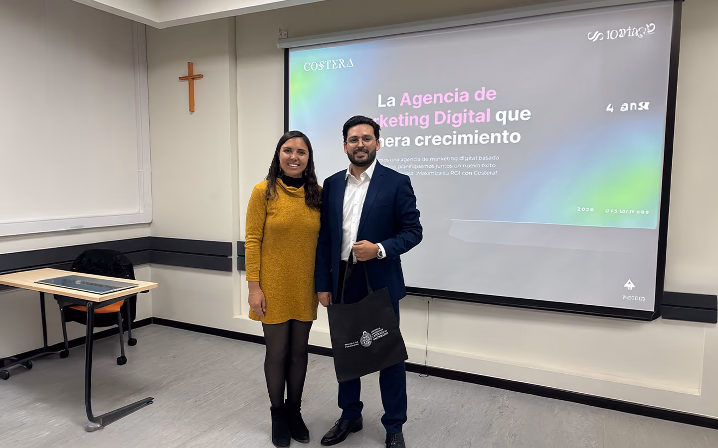Proyectos y emprendimientos comunicacionales Charla Costera Group en PUCV: